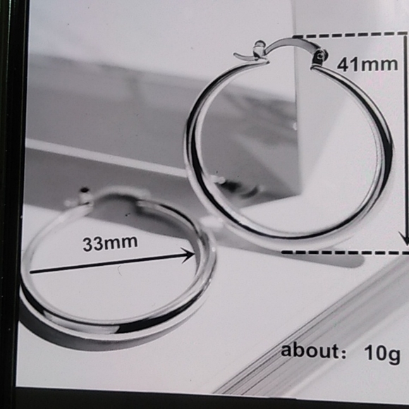 New Silver COLOR HOOP LOOP EARRINGS - Picture 2 of 2